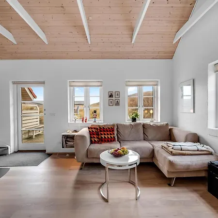 Modernized Home, Centrally Located In One Of Sondervig's Locations Ringkøbing
